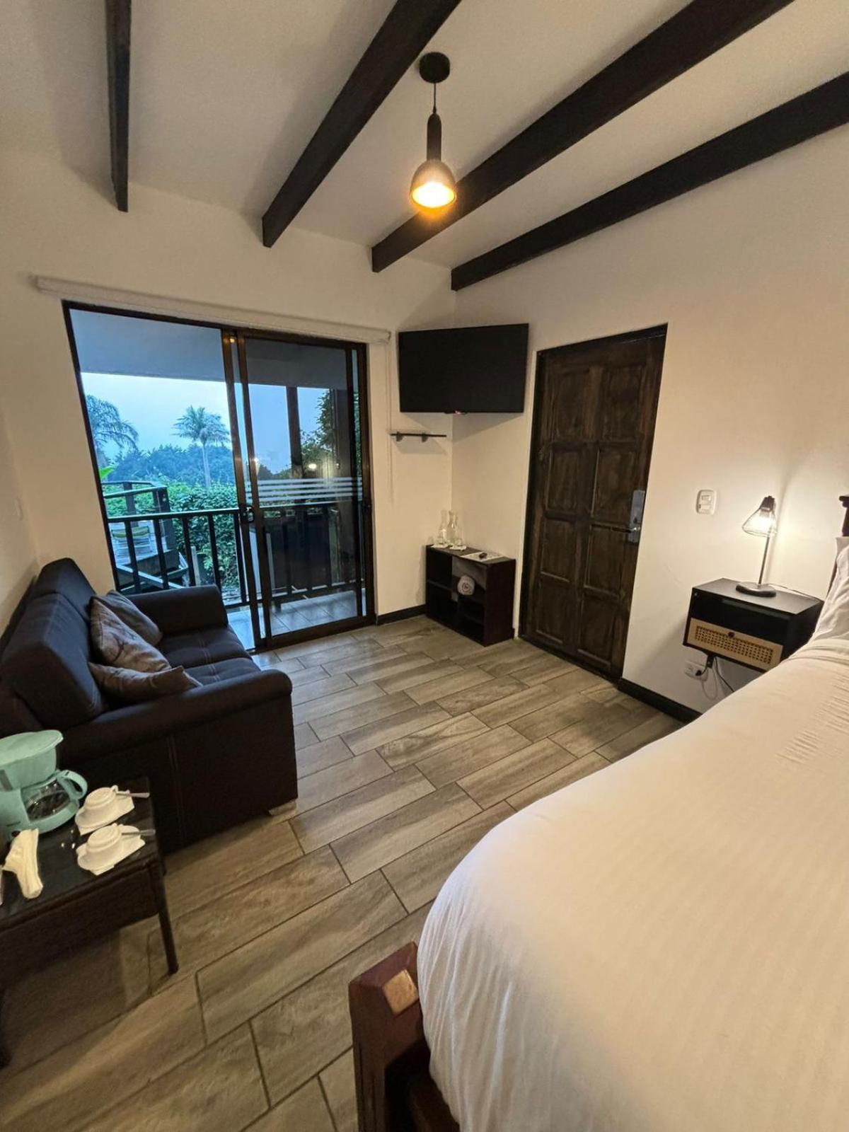 Vistas Del Conde Otel Heredia Dış mekan fotoğraf